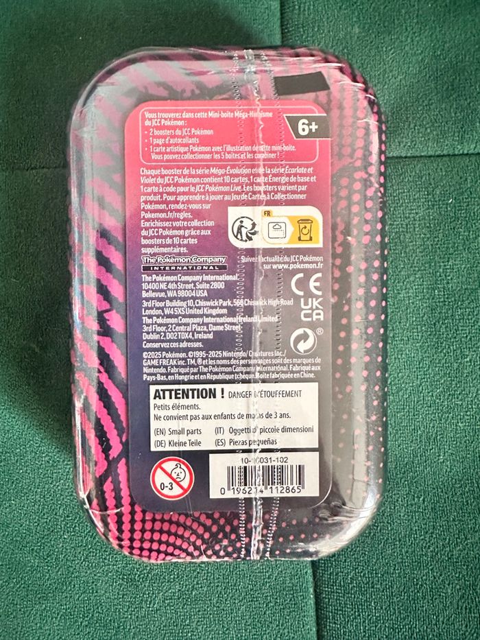 Pokémon tins mega évolution ME01