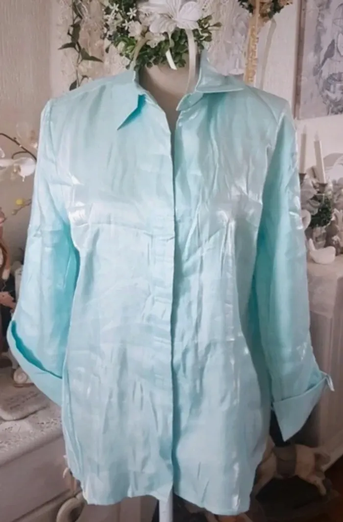 Chemise verte amande/turquoise pâle M&S Mode T 42 Neuve - photo numéro 2