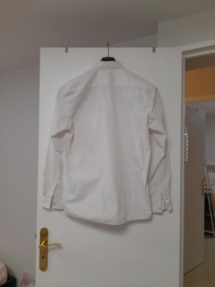 Chemise blanche 16 ans - photo numéro 3