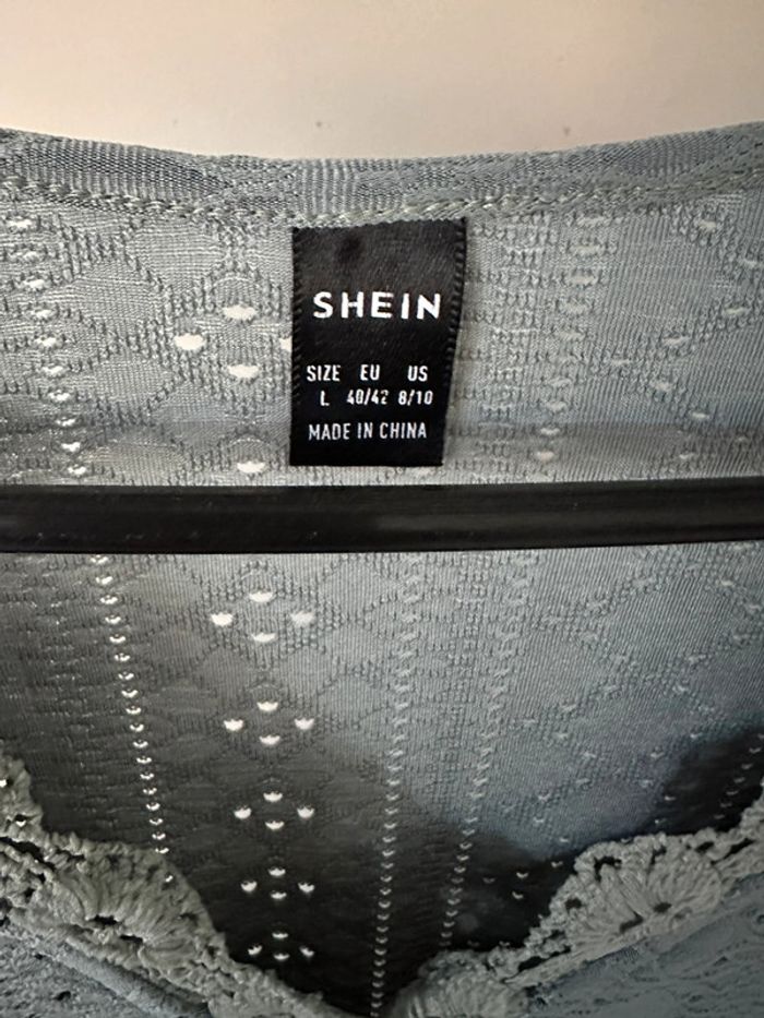Robe SHEIN - photo numéro 3