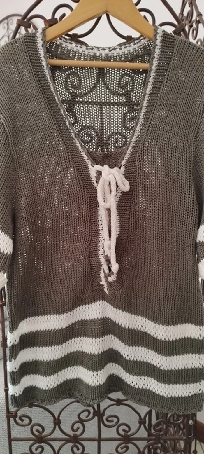 Haut léger manches 3/4. Neuf. Taille 40 - photo numéro 2