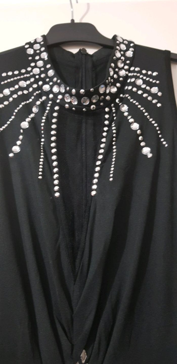 Robe à strass neuve - photo numéro 3