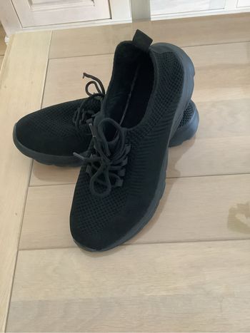 Baskets noires en tissu