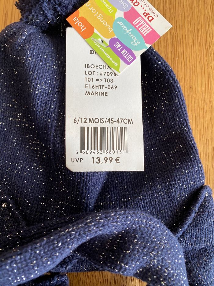 Manteau 12 mois Bonnet moufles neuf - photo numéro 7
