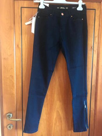 Slim marine 38 neuf avec étiquette Zara