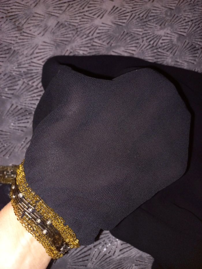 Épaule découverte 🏝 voile - photo numéro 4