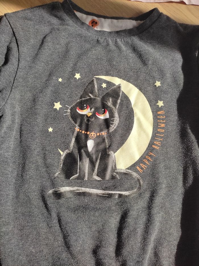 Lot de vêtements taille 8 ans - photo numéro 2