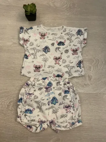 Ensemble Disney baby stitch