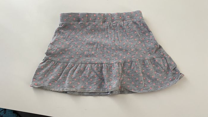 Jupe grise - photo numéro 4