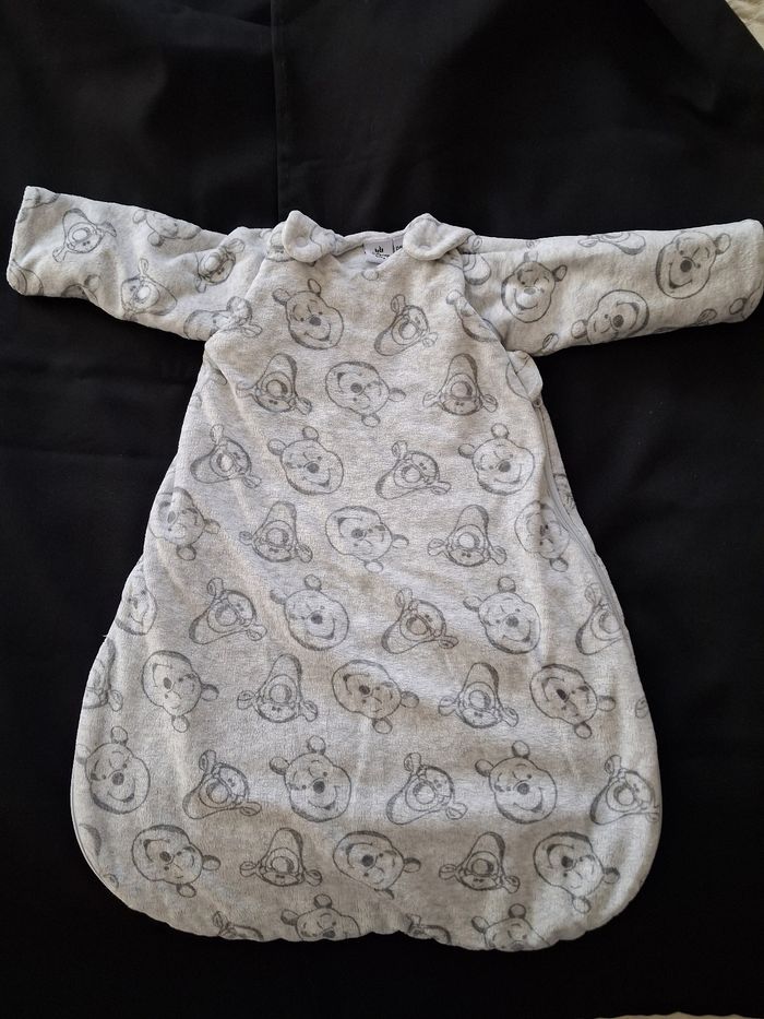 Gigoteuse manches amovibles - Winnie l'ourson grise 0-6 mois comme neuve - Marque Disney baby