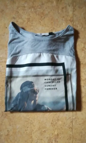 T-shirt M
