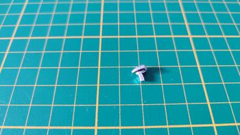 Phare latéral pièce détachée miniature Bburago burago Jaguar SS100 1937 1/18 1/18e 1/18ème #D57