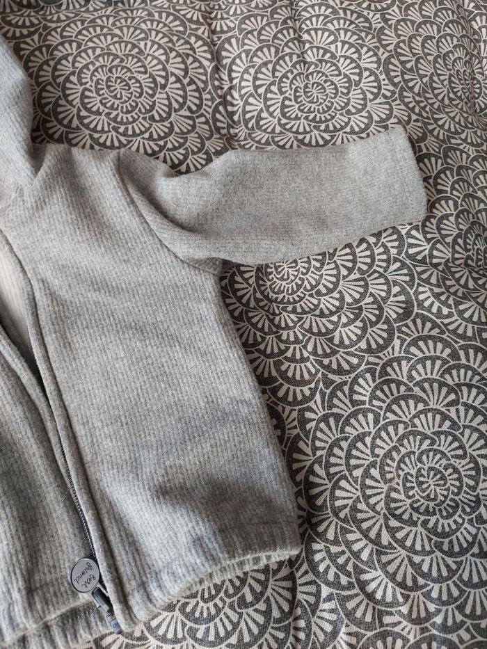 Veste gilet kiabi 9mois - photo numéro 4