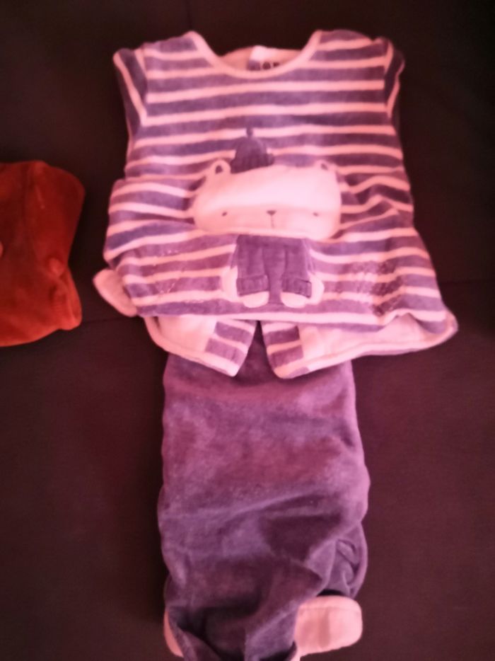 Vêtements bébé 1mois - photo numéro 3