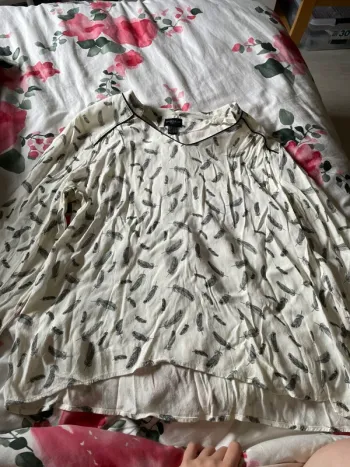Chemise blanche à plumes cyrillus