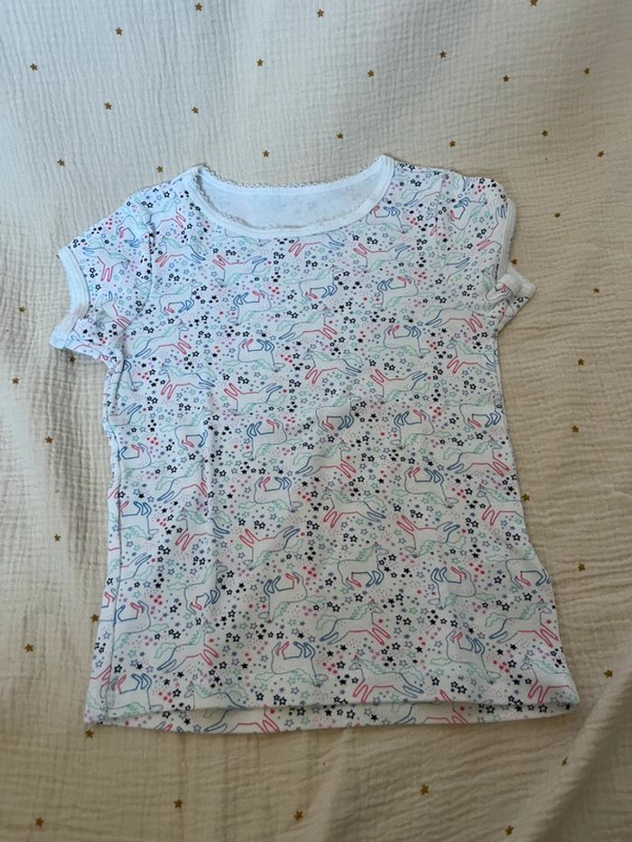 Lot de 2 tee shirts 6 ans - photo numéro 2