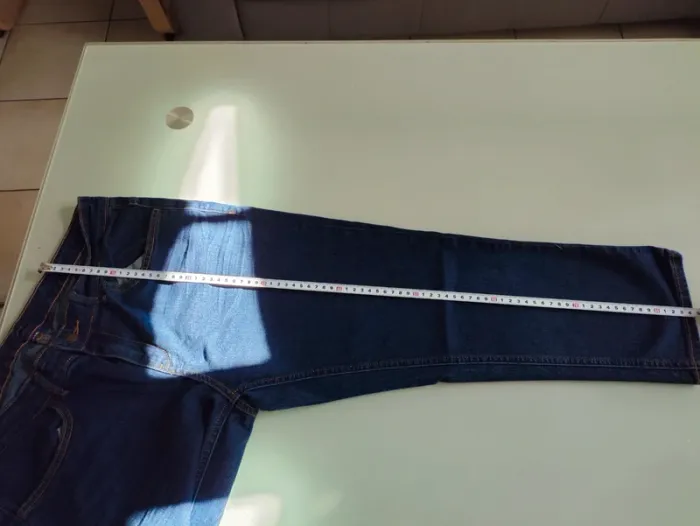 Jean pantacourt slim fit Kiabi – T42 – jamais mis Kiabi – Taille 42 - photo numéro 10
