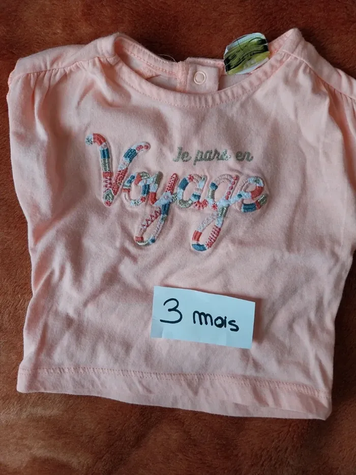 Tee-shirt 3mois - photo numéro 2