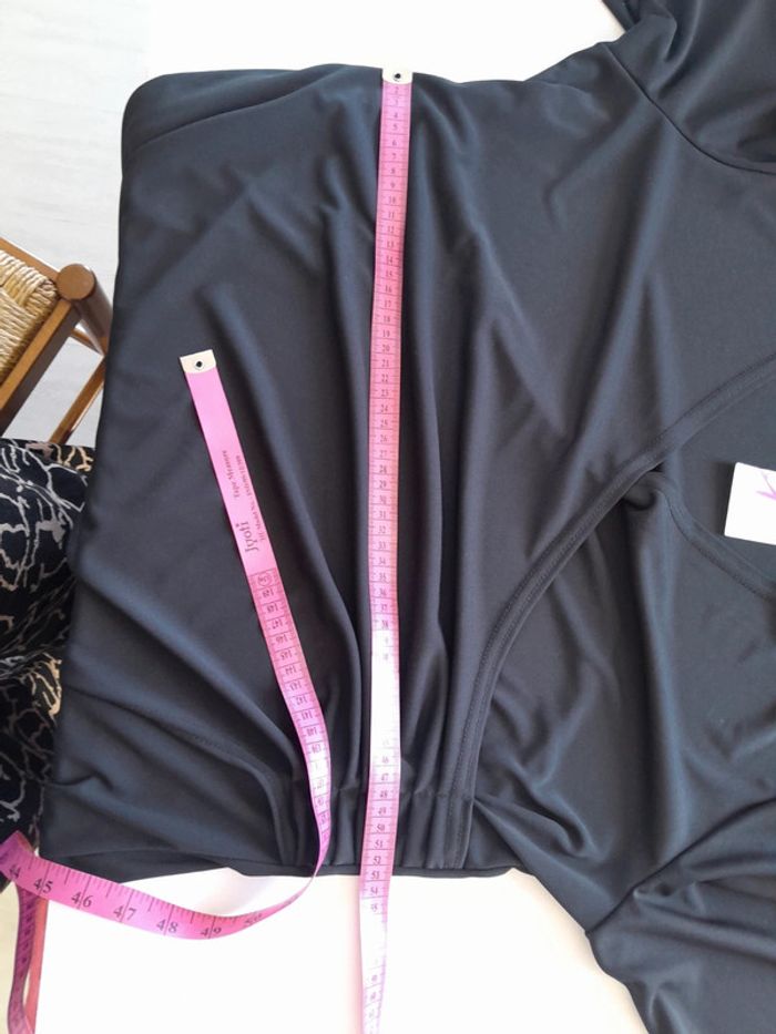 Robe noire neuve drapée extensible Larah createur - photo numéro 8