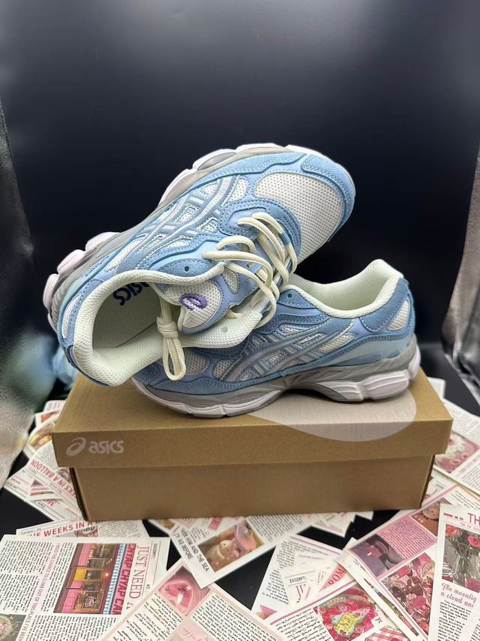 Baskets Asics GEL-NYC bleues 39 - photo numéro 4