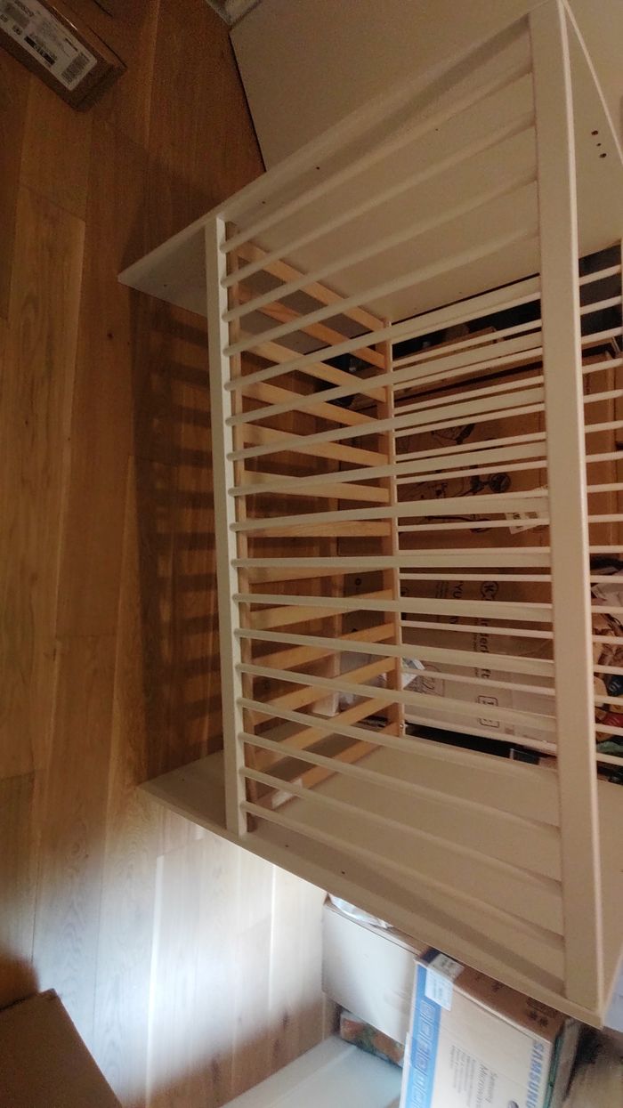 Lit barreaux 60x120 cm.