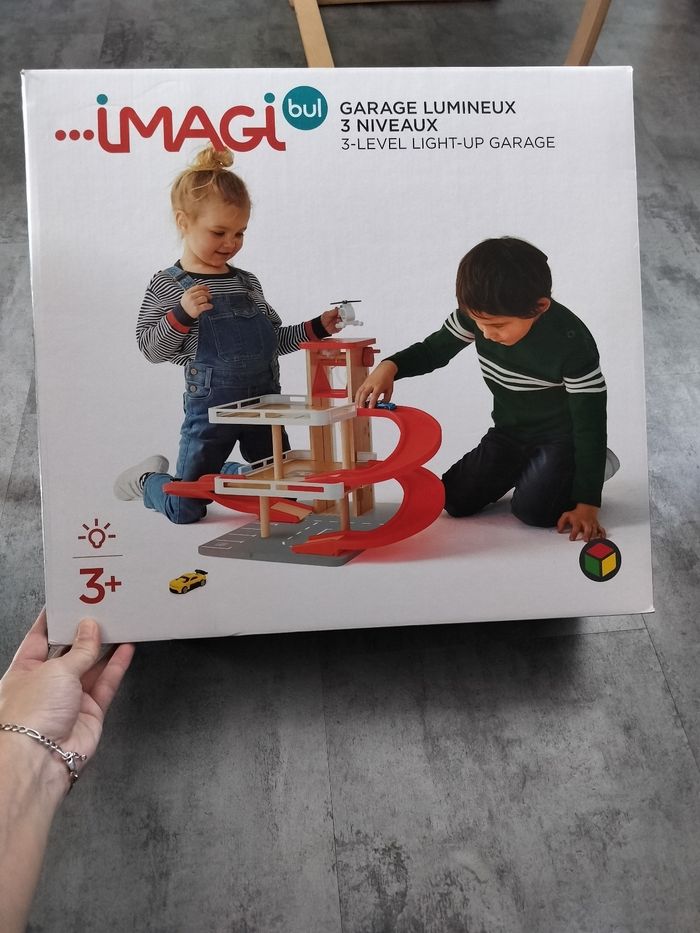 Garage voitures Oxybul en bois - photo numéro 4