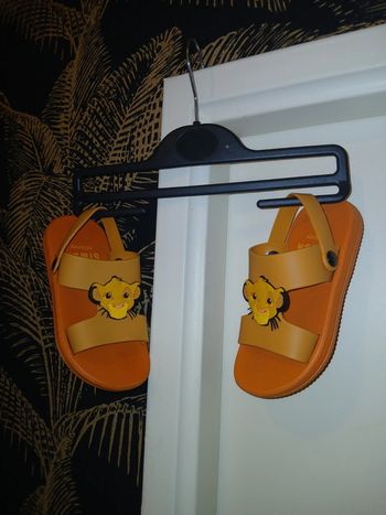 🧡 Sandales Simba Le Roi Lion Disney – Taille 29.