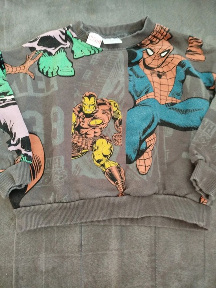Pull marvel - photo numéro 2