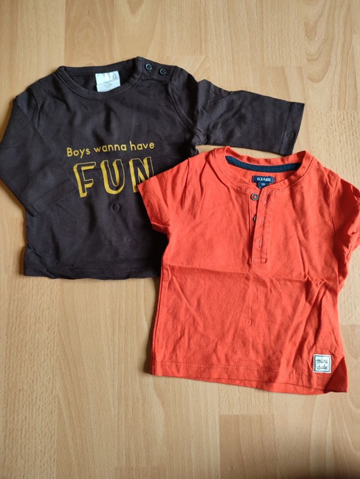 Lot 2 t-shirts manches courtes et longues orange col tunisien et marron neufs Kiabi en 3M