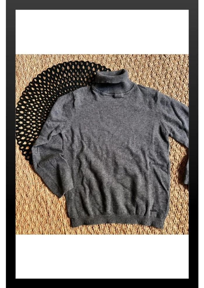 Pull col roulé gris