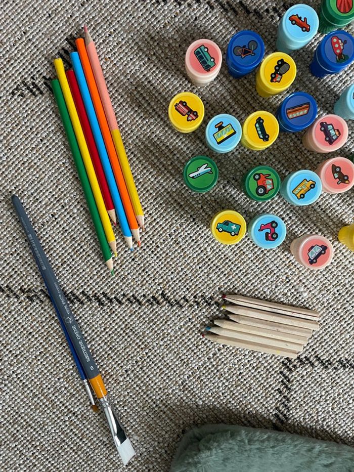 Lot fourniture éveil tampon trousse pipette crayon - photo numéro 3