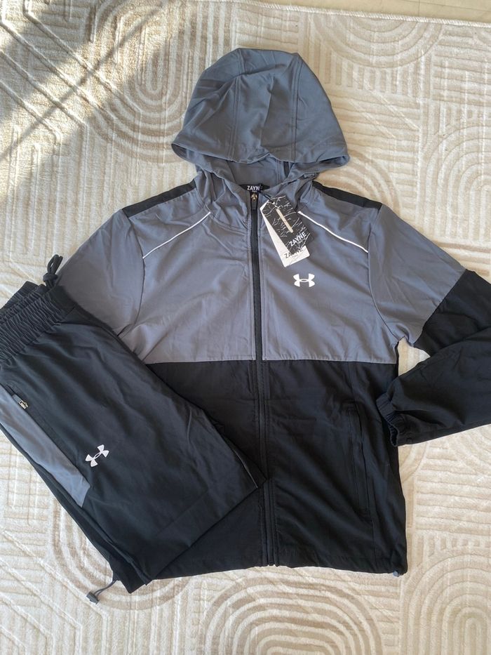 ensemble under armour