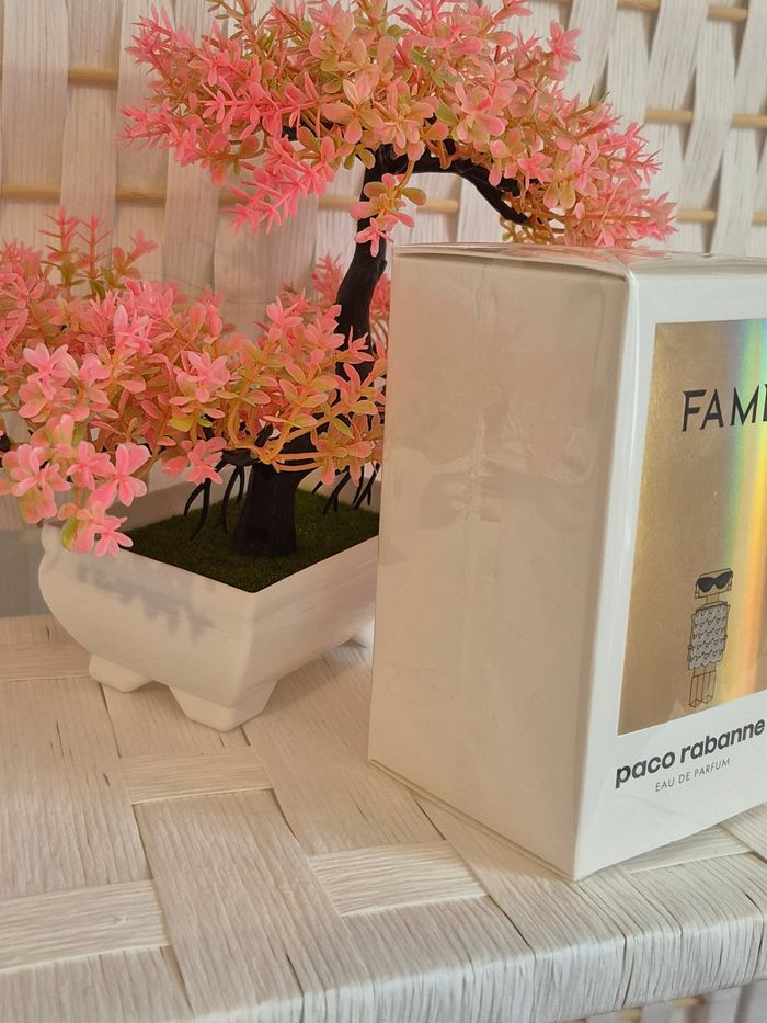 💕 Authentique eau de Parfum FAME de Paco Rabanne 50ml neuf 💕 - photo numéro 3