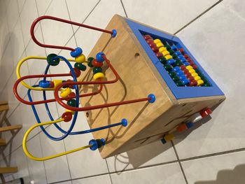 Cube boulier et multi activités en bois très bon état
