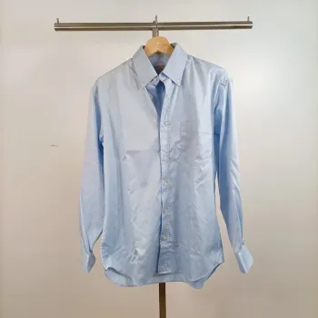 Chemise bleu ciel col américain manches longues coupe droite homme taille M A879