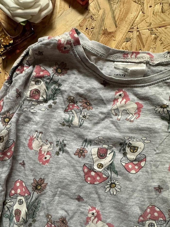 Joli haut enfant à motifs féeriques - photo numéro 3