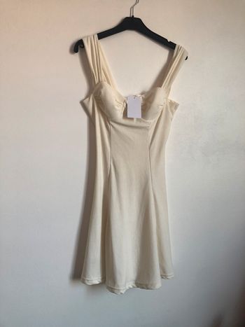 Robe blanche été taille s