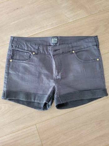 Short taille 40
