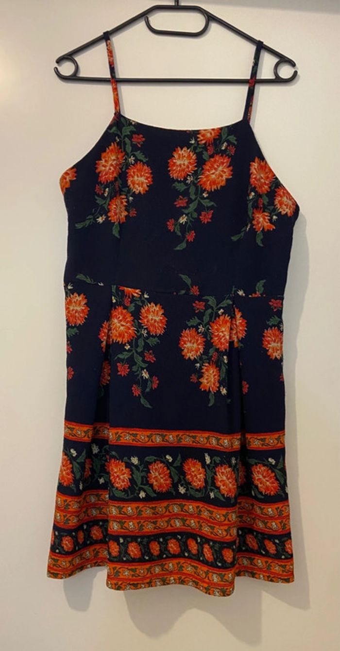 Robe à bretelle motif fleurs - photo numéro 3