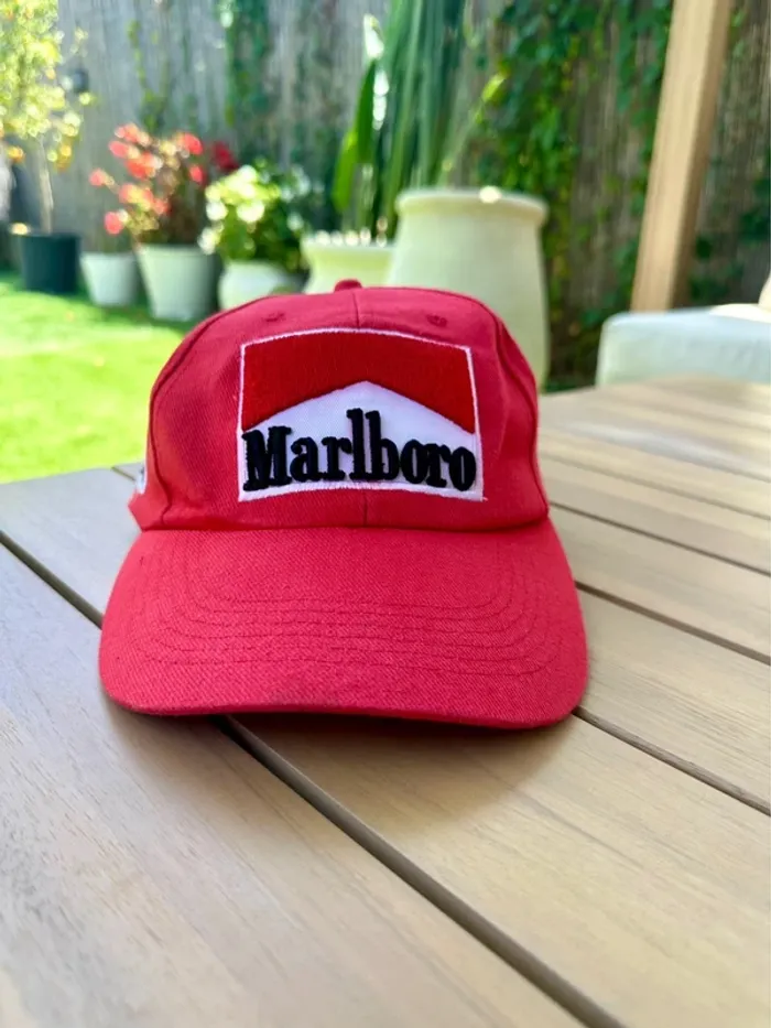 Casquette Ferrari X Marlboro - photo numéro 16
