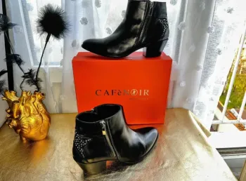 Borines en cuir et strass taille 38, Tres Bon État - CafeNoir