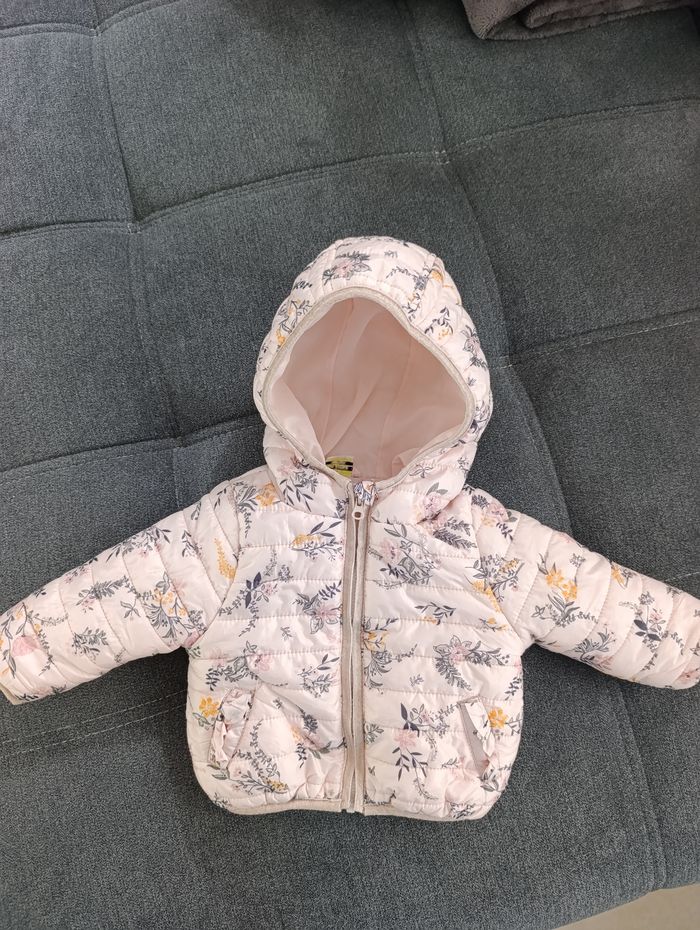 Doudoune taille 9 mois