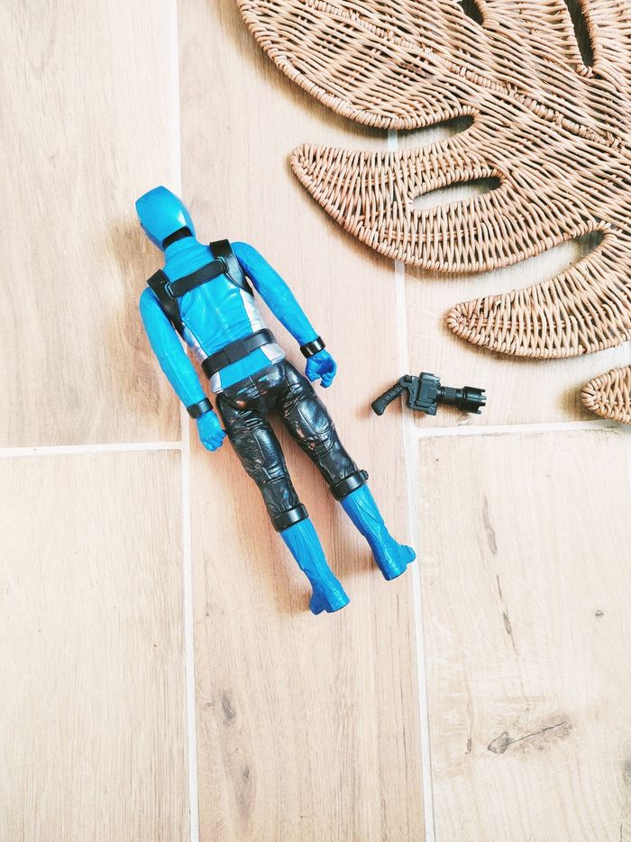 🙅 Power rangers beast morphers grandes figurines 30 cm ranger bleu avec pistolet - photo numéro 2