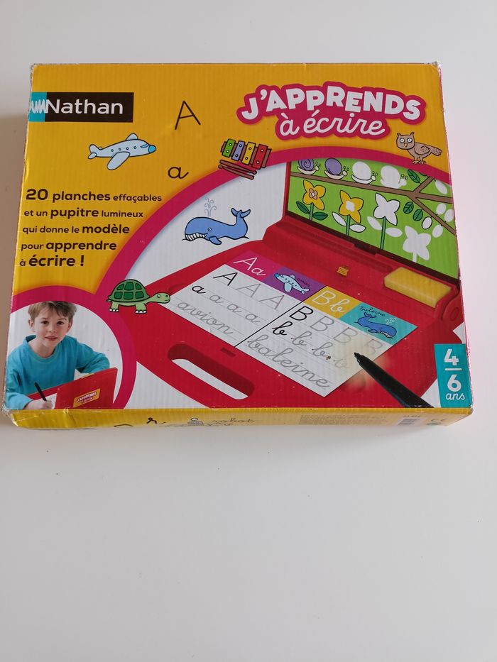J'apprends à écrire Nathan  fonctionne