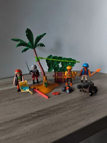 Playmobil thème Pirates