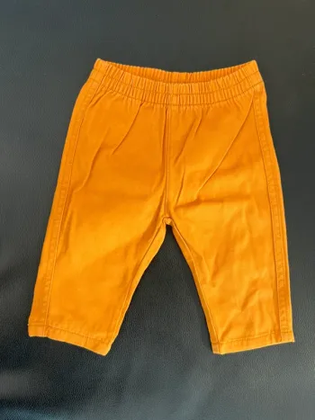 Pantalon moutarde