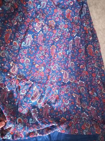 Jupe tres peu portee