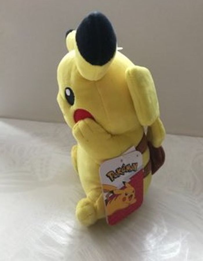 Pokémon peluche Pikachu- 20 cm - photo numéro 2