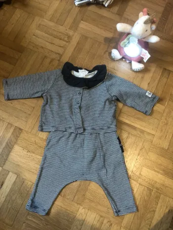 Ensemble petit bateau