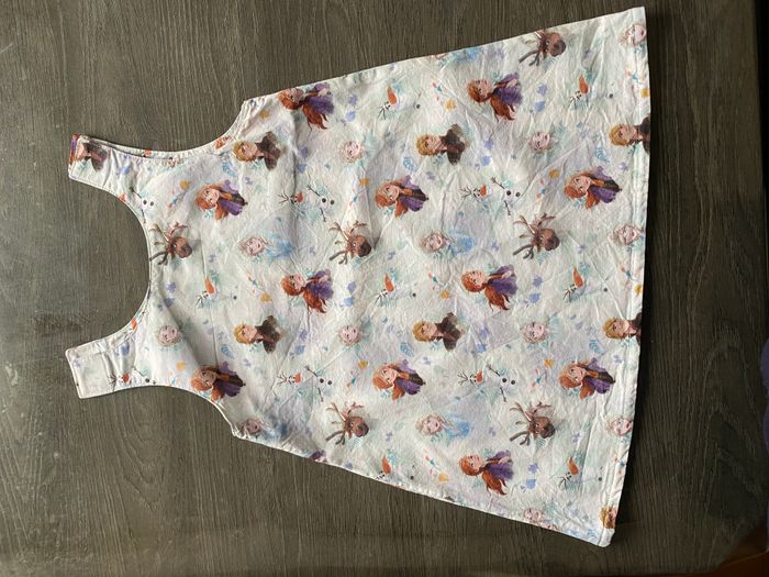 Robe - 4 Ans - photo numéro 2